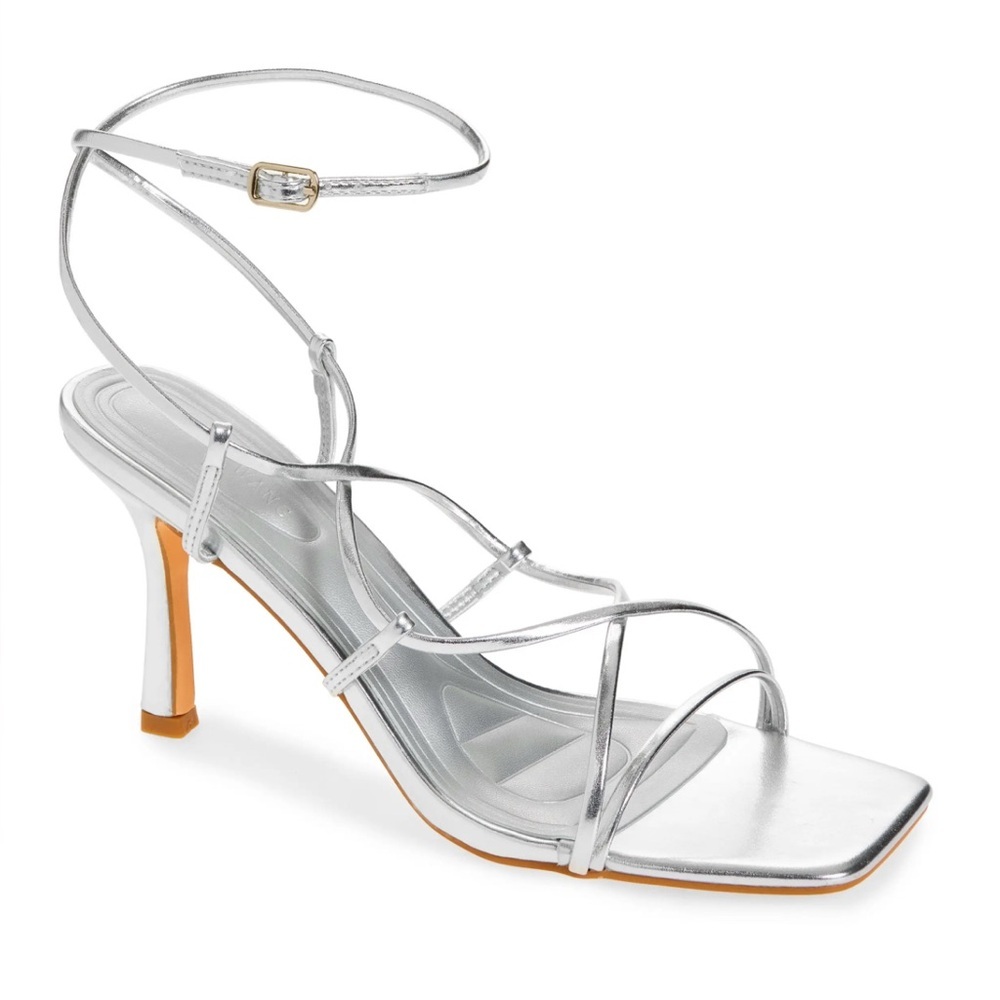 Azalea Wang Kaylin Ankle Strap Sandal Silver‎